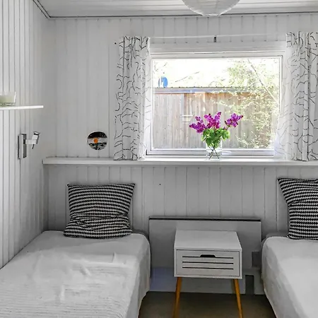 Tatil Evi 3 Bedroom Awesome In Nykobing Sj *